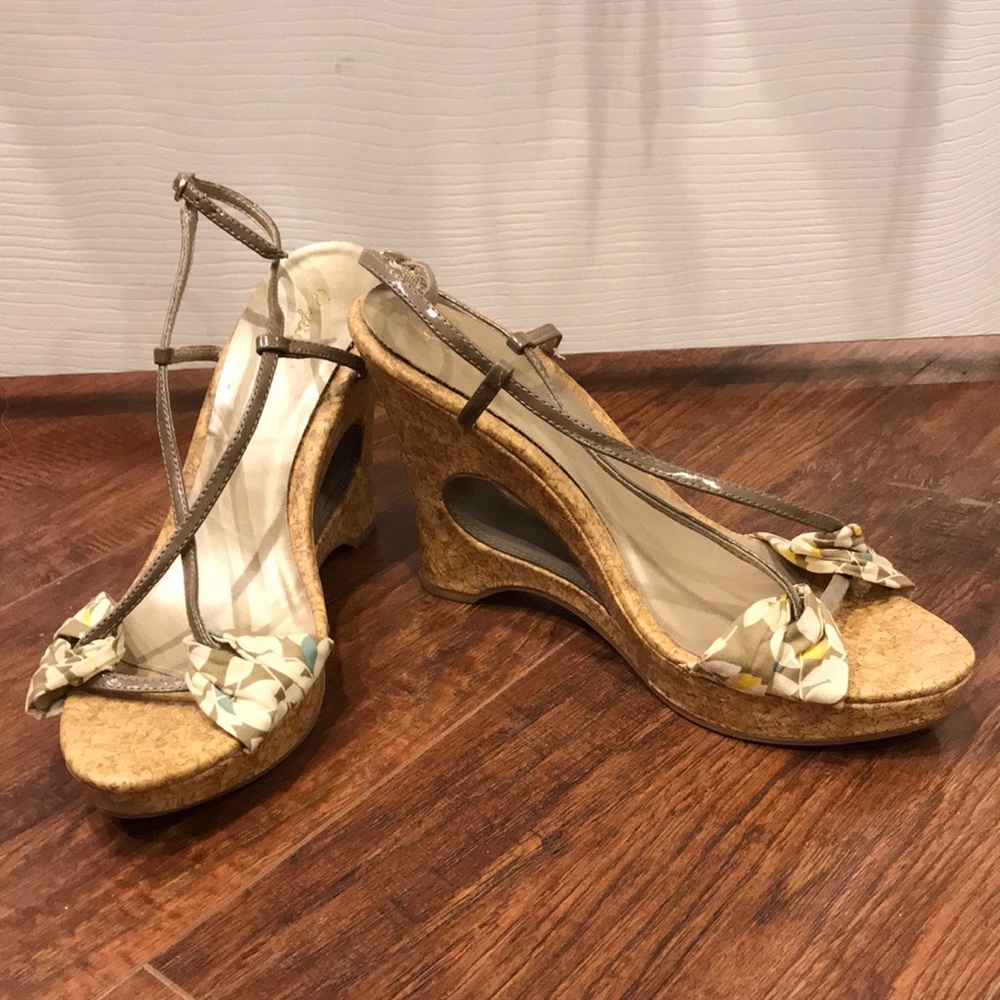 Unique Wedges